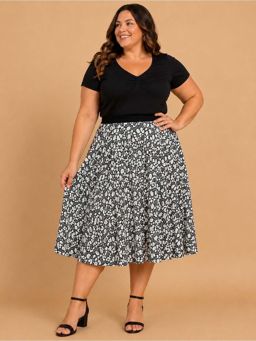 Lane Bryant Christian Sirano Black and White Floral A-Line Skirt ⭐️⭐️